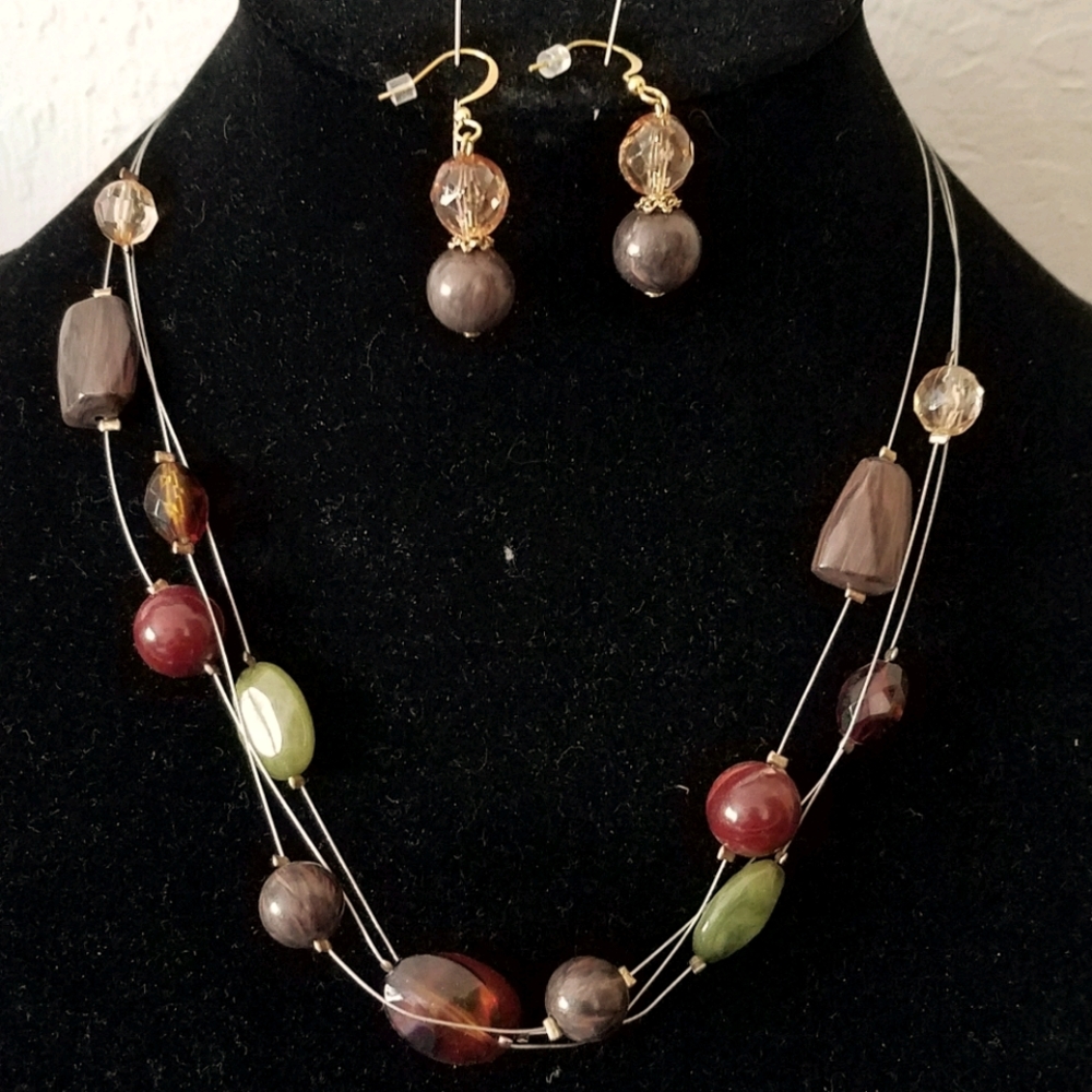 Beaded jewelry set